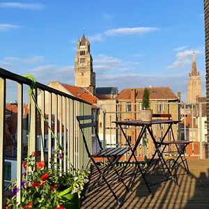 Apartment Cosy Penthouse In The Heart Of Bruges, Bruges