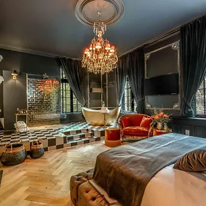 Bed & Breakfast Castelsuites, Bruges